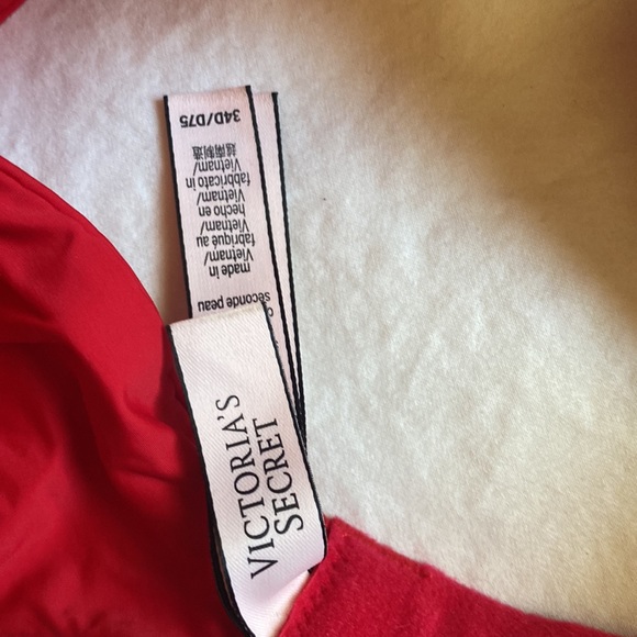 Victoria Secret T-Shirt Push-Up Bra Bundle - Picture 3 of 7